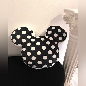 Mickey Mouse Head Pillow-Black